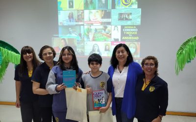 Colegio Bajo Molle premió con un desayuno a estudiantes lectores que participaron en  promocionar libros en YouTube
