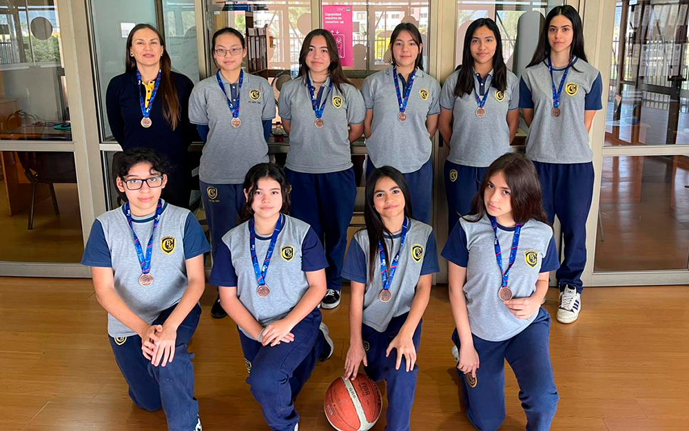 Nuestro equipo femenino Sub-14 de Básquetbol obtuvo medalla de bronce en los JDE