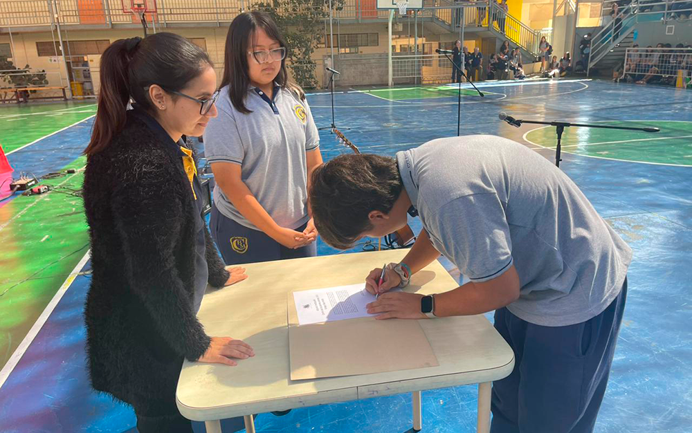 Cambio de mando en nuestro Centro de Alumnos y Alumnas