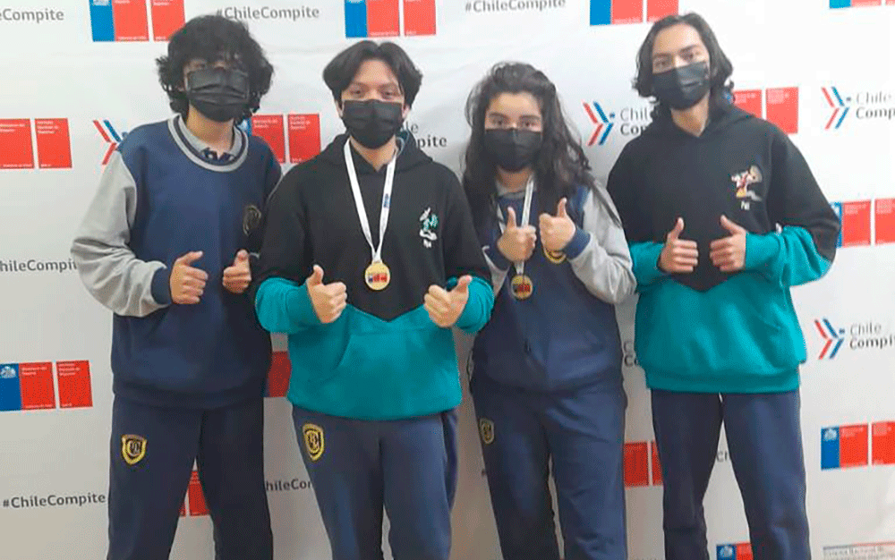 ¡Campeones de ajedrez! Nuestros alumnos obtuvieron el primer lugar en damas y varones