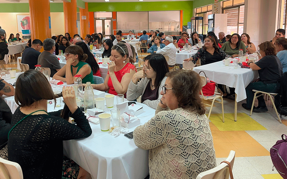 Desayuno Fraterno para funcionarios y funcionarias de nuestro Colegio Bajo Molle