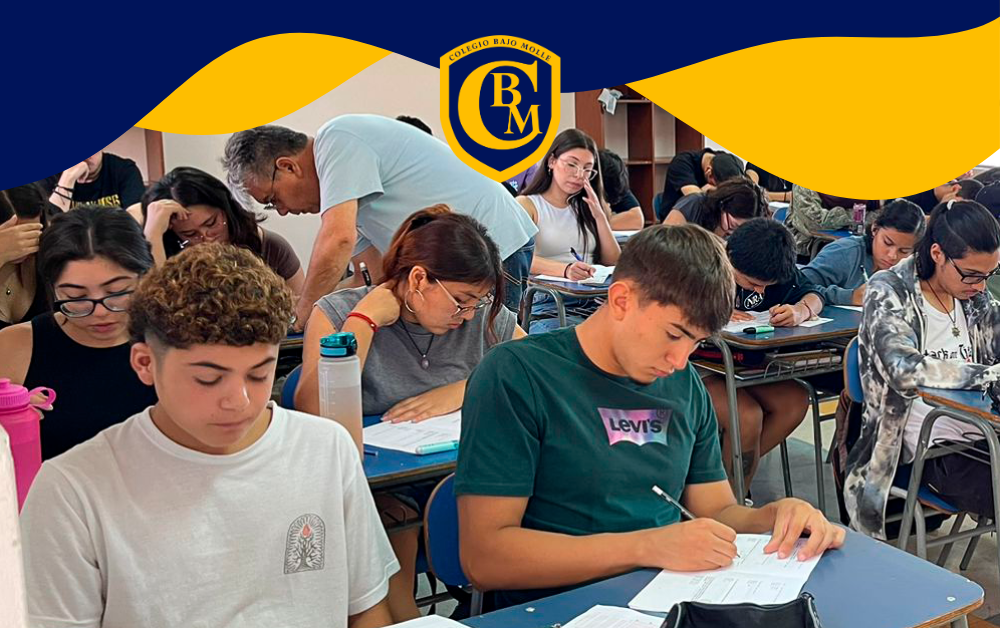 Alumnos de IV Medios del Colegio Bajo Molle rindieron la Prueba de Acceso a la Educación Superior (PAES) 2025