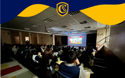Estudiantes de 6° básico disfrutaron de una jornada de cine en el auditorio del Colegio Bajo Molle
