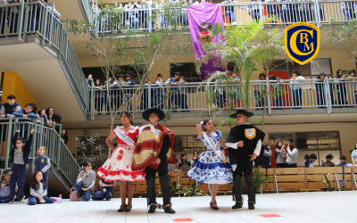 FOTOS: Estudiantes del Colegio Bajo Molle inauguran Fiestas Patrias 2025 con pie de cueca
