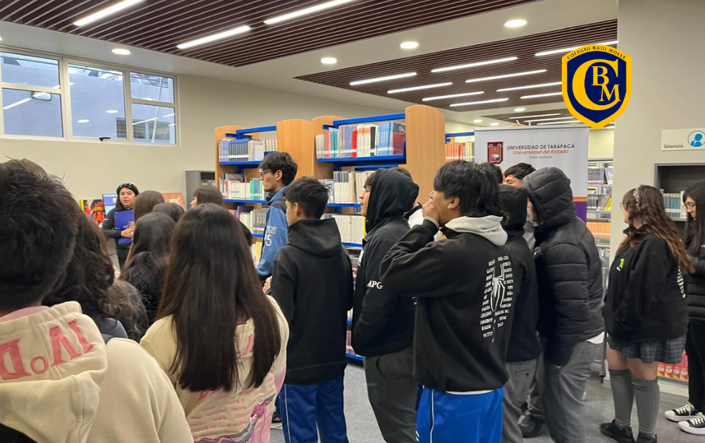 Estudiantes del Colegio Bajo Molle participaron en juicio simulado organizado por la Universidad de Tarapacá