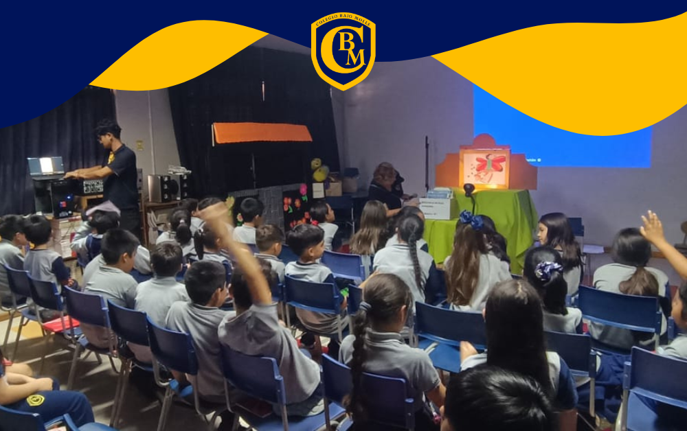 Estudiantes de 2°, 3° y 4° básico participaron en sesiones de fomento lector con Kamishibai y Teatro Negro Flúor