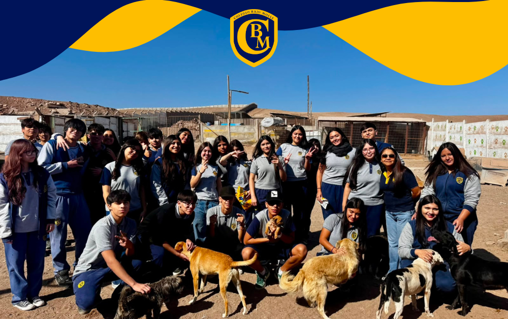 Estudiantes de 2° Medio participaron salida solidaria al refugio “Patitas del Desierto”