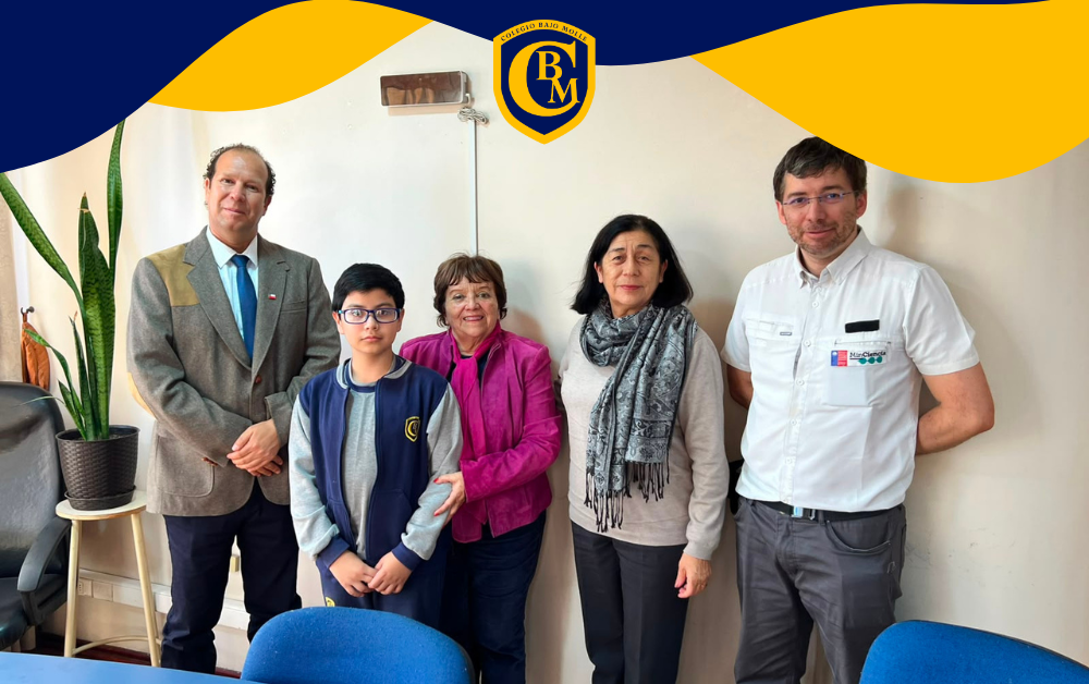 Colegio Bajo Molle recibió la visita del Seremi de Ciencia de Tarapacá