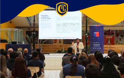 Comunidad educativa de Bajo Molle participa en charla sobre convivencia y buen trato de la Superintendencia de Educación